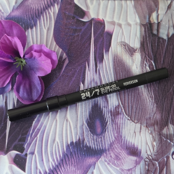 Urban Decay Other - ⭐️ HOST PICK ⭐️ PERVERSION Urban Decay 24/7 Glide-On Eyeliner Pencil NWOBox